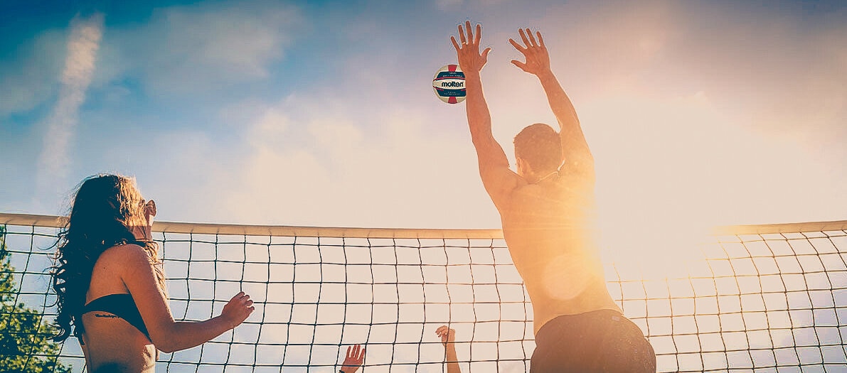 https://www.getvital.no/pub_docs/files/Beach-volley-bilde-Molten.jpg